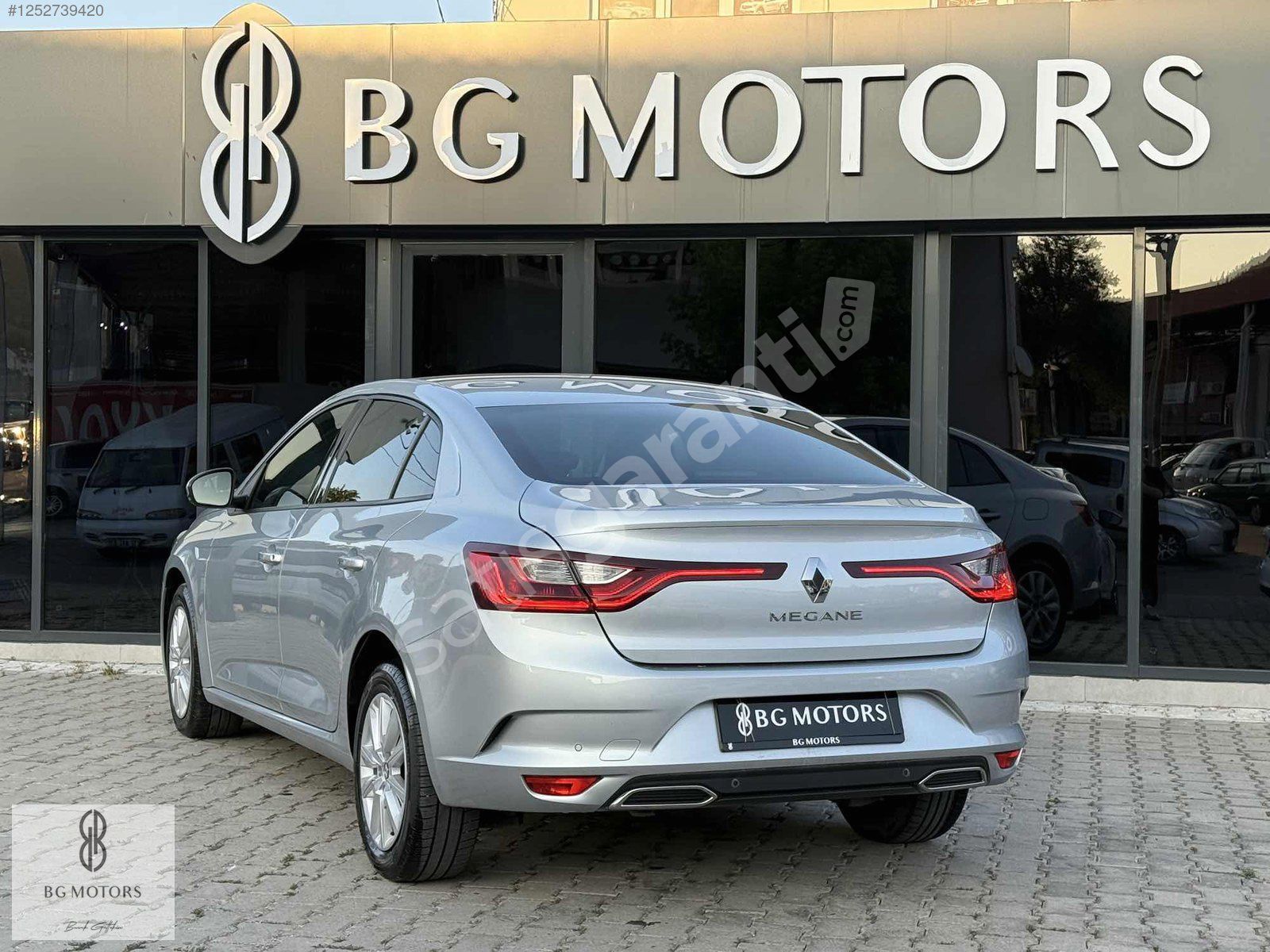 BG&Gültekin 2024 Megane 1.3 Tce 140 Ps Joy Comfort 44.000 Km'de
