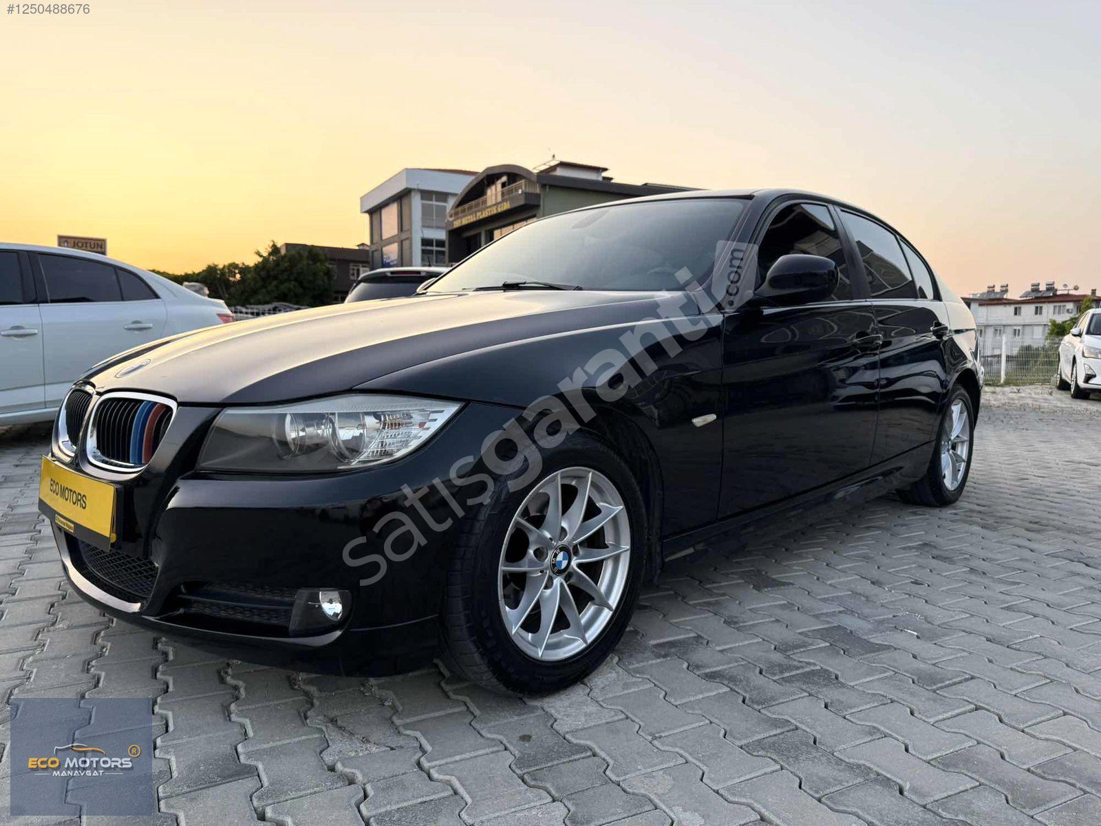 BMW E90 316İ LCİ HATASIZ BOYASIZ TRAMERSİZ SADECE 132 BİN KM DE.