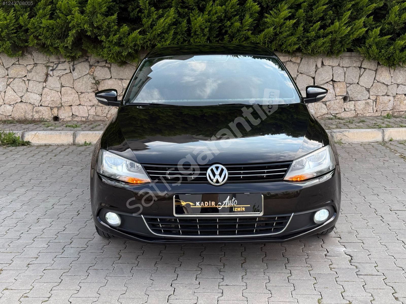 -KADİR AUTO-2011 MODEL VOLKSWAGEN JETTA 1.6 OTOMATİK