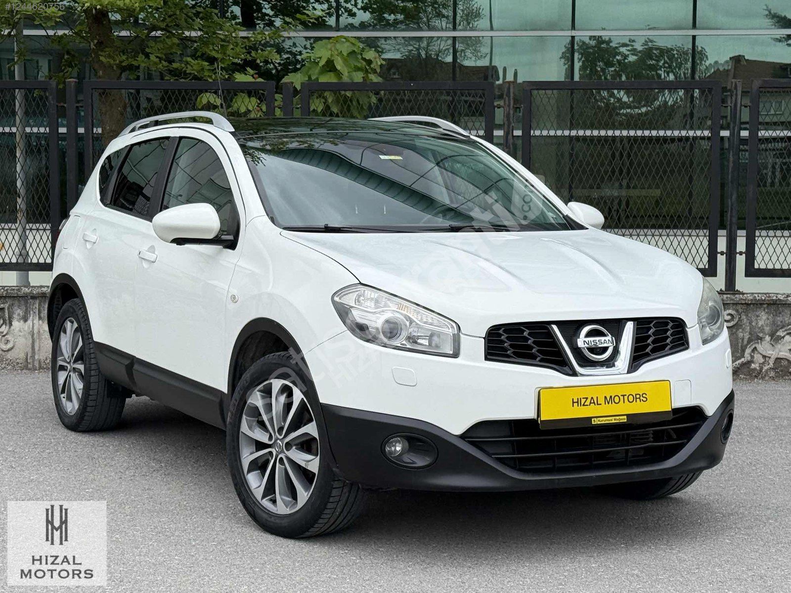 HIZAL MOTORS_2012 NİSSAN QASHQAİ 1.6 PLATİNUM+CAM TAVAN+OTOMATİK