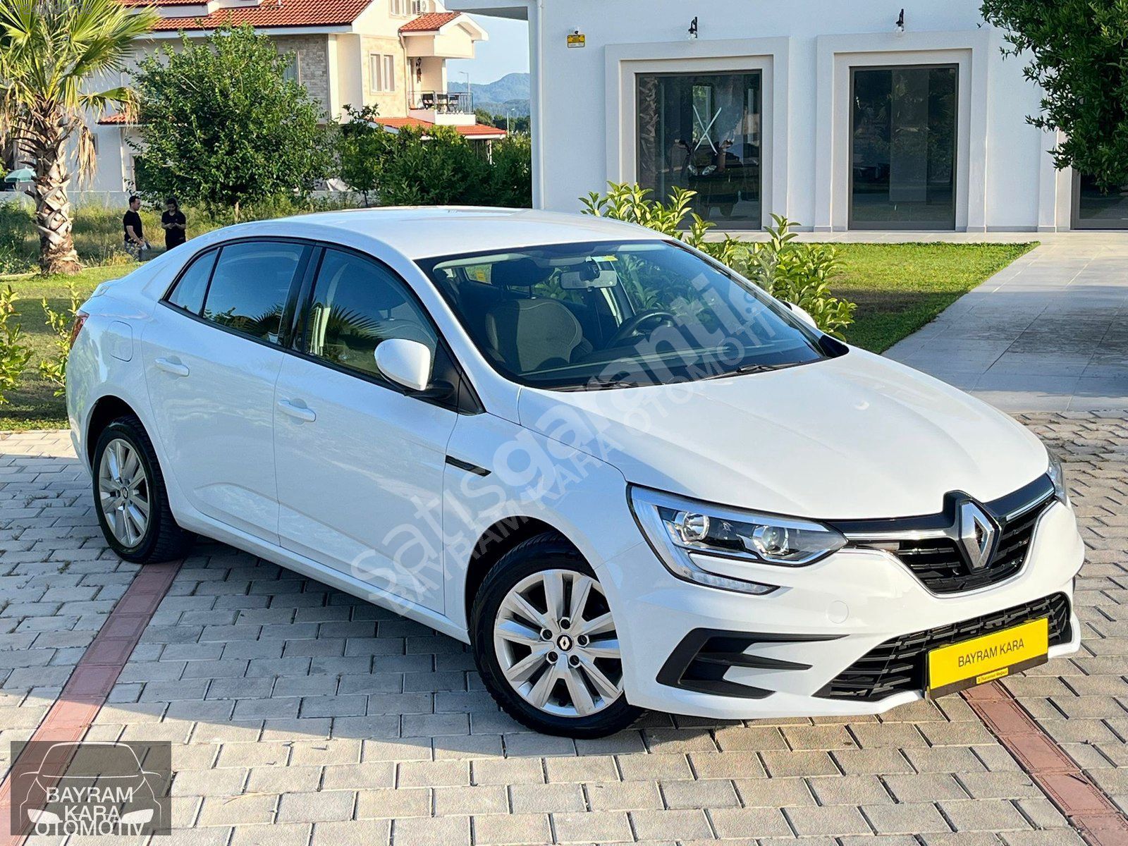 2022 ÇKŞLI 1.3 TCE 140 HP OTOMATİK DEĞİŞENSİZ TRMRSZ 118.000'KM