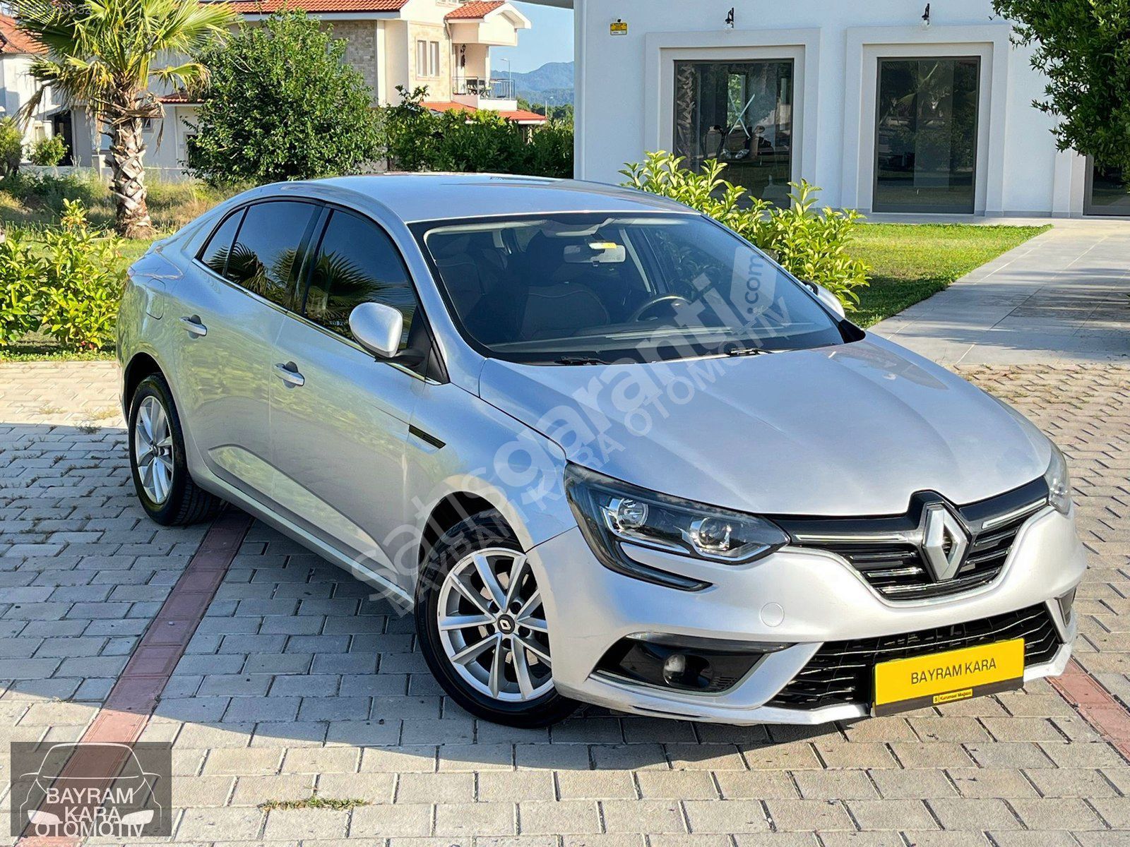 2018 MEGANE 1.5 DCI TOUCH EDC 110HP EMSALSİZ TEMİZLİKTE