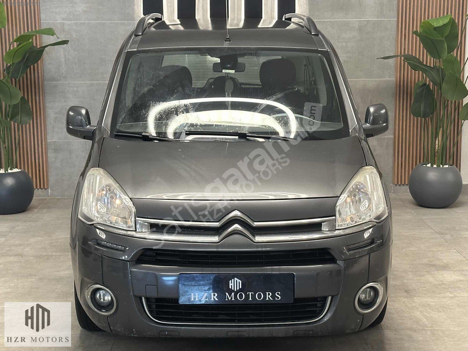 HZR MOTORS 2015 CİTROEN BERLİNGO 1.6 HDI COMBİ SX