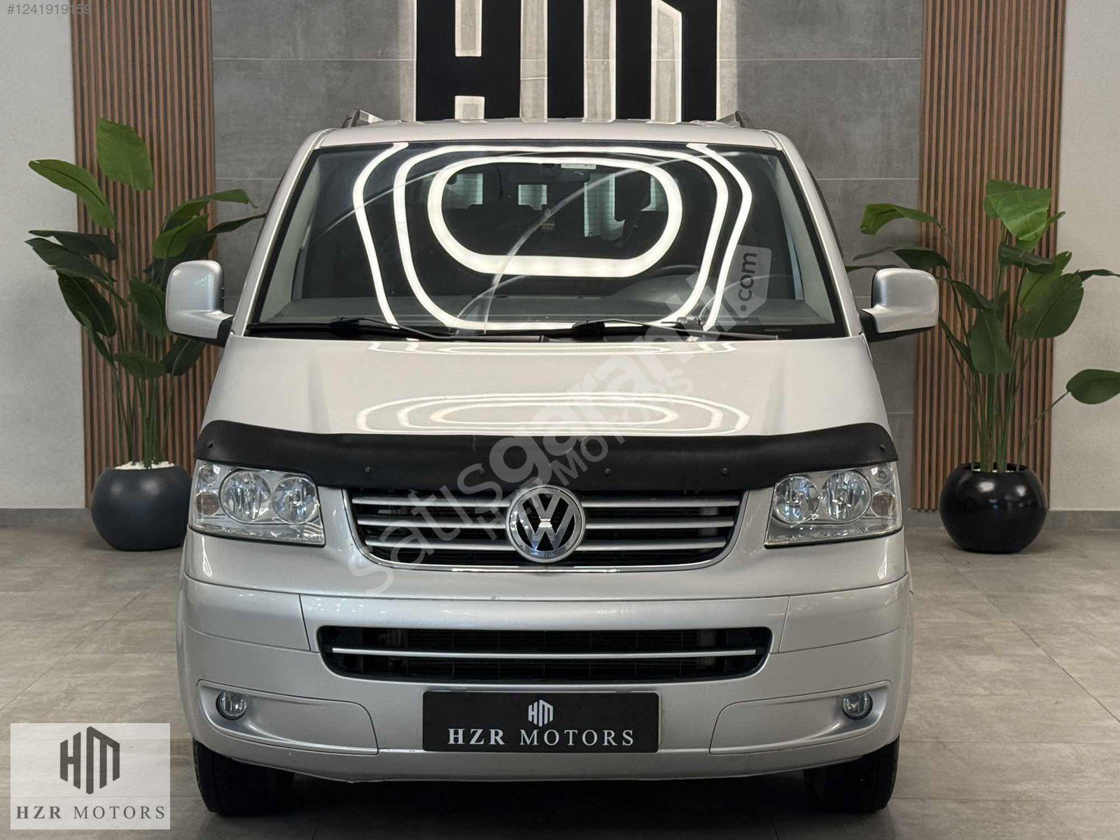 HZR MOTORS 2008 WV CARAVELLA 2.5 COMFORTLİNE 9+1 ÇİFT KLİMA