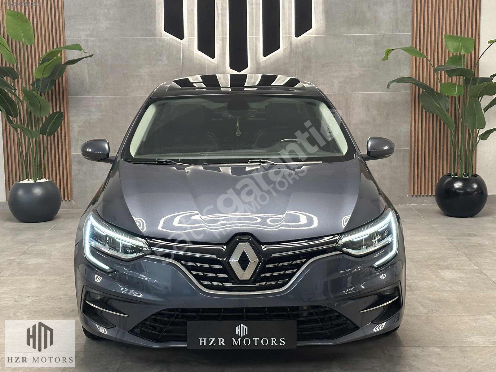 HZR MOTORS RENAULT MEGANE 1.5 BLUE DCI ICON CAM TAVAN HAYALET
