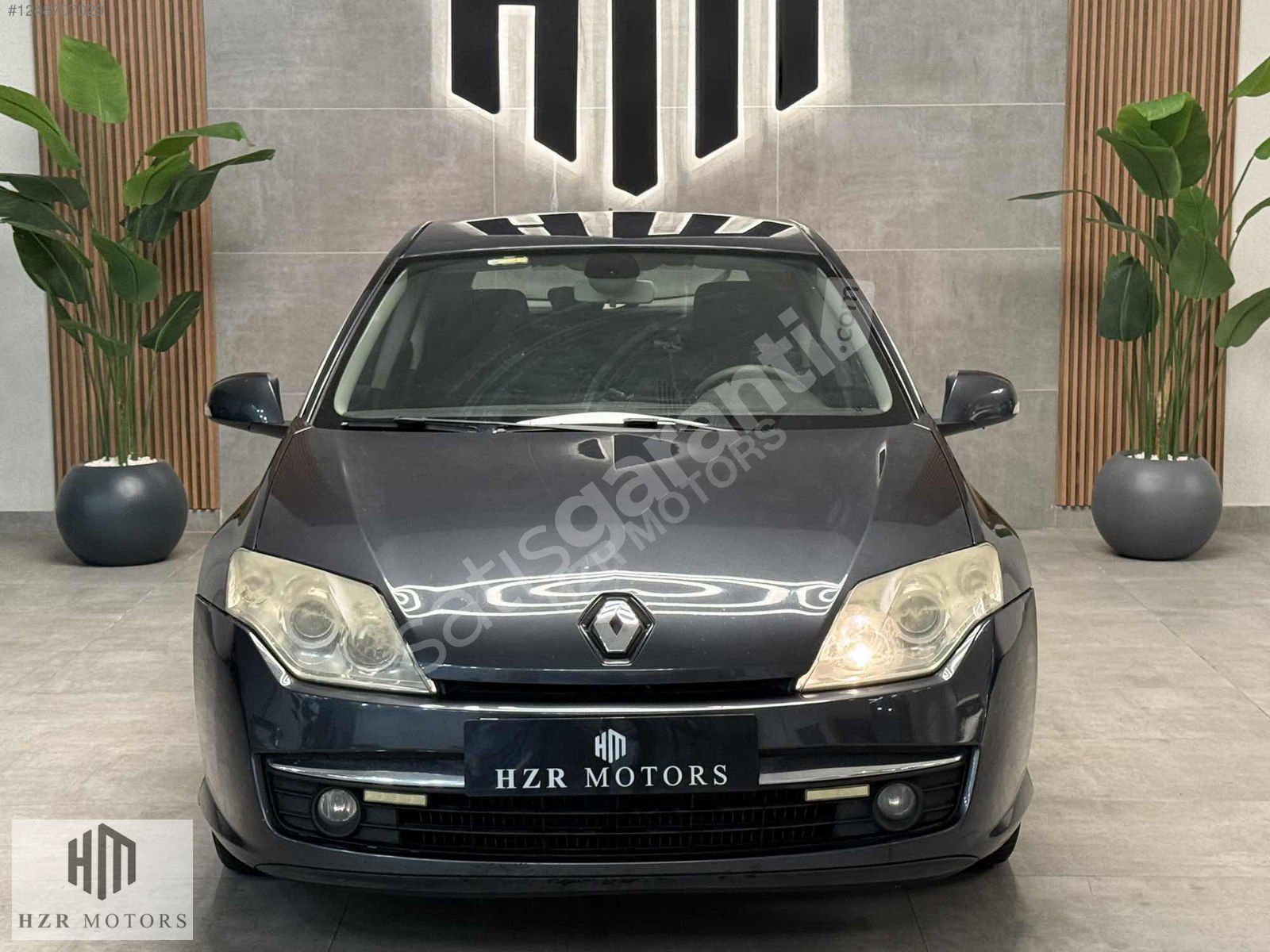 HZR MOTORS 2010 RENAULT LAGUNA 1.5 DCI PRİVİLEGE MULTIMEDYA