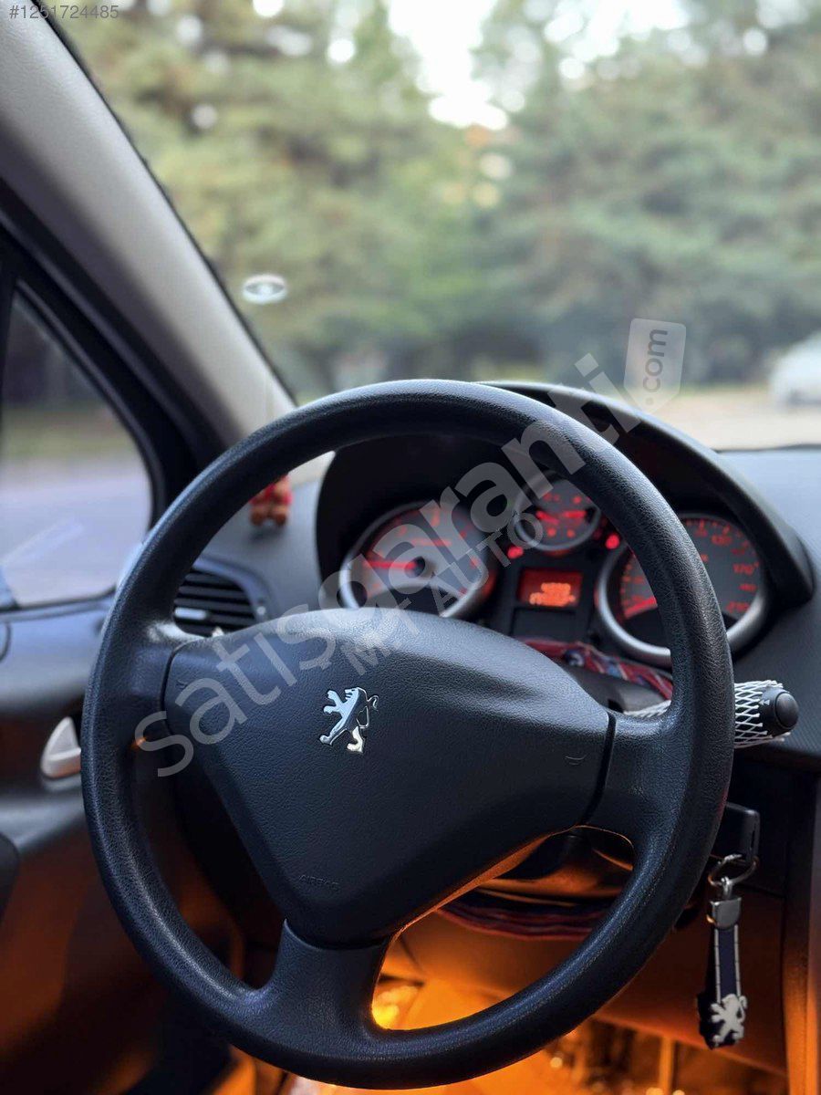 PEUGEOT 207 1.4 DİZEL 173.000 KM EMSALSİZ KONDİSYON