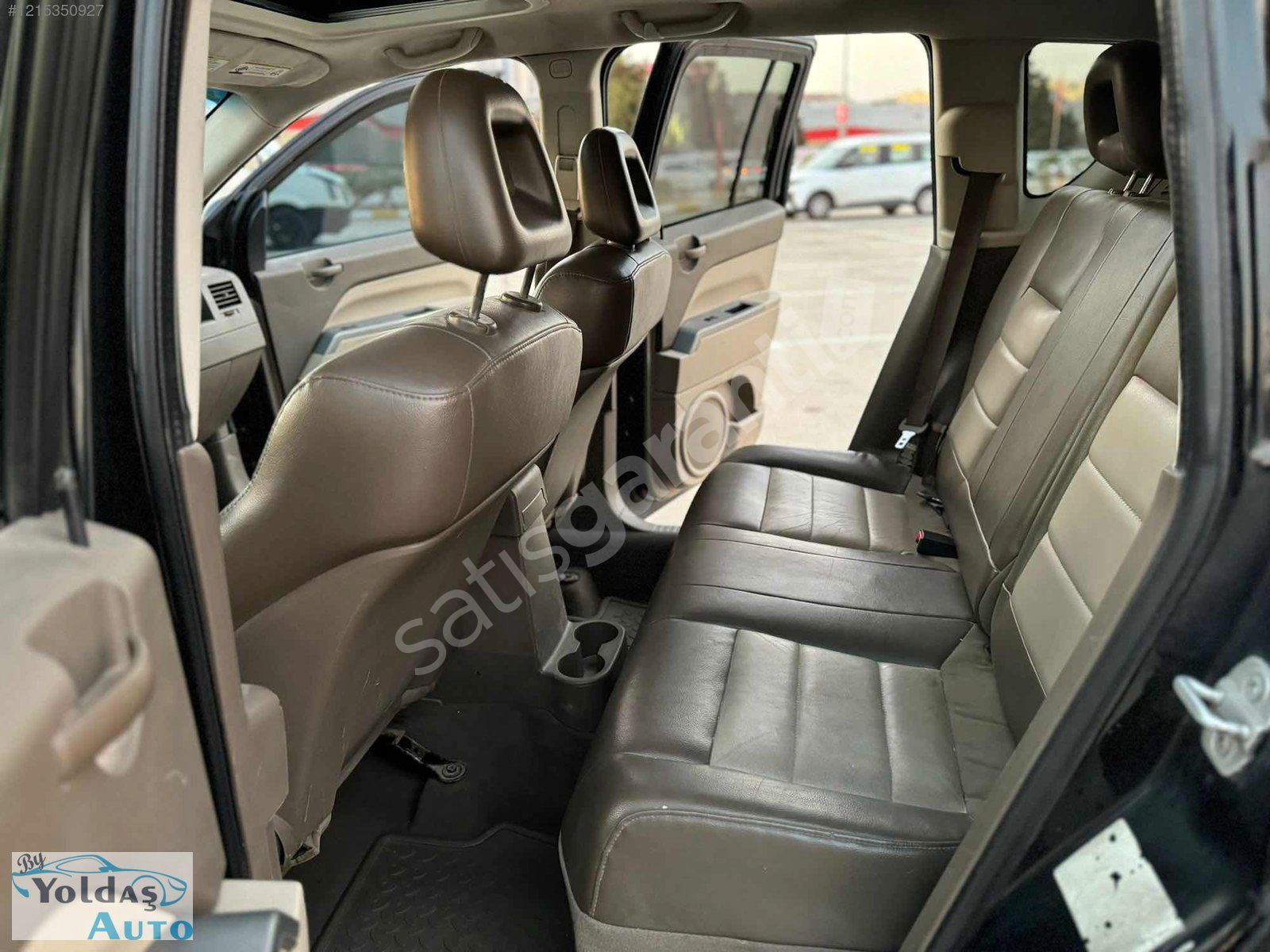 -BY YOLDAŞ AUTO JEEP COMPAS ARAÇ ÇOK TEMİZ VE BAKIMLIDIR