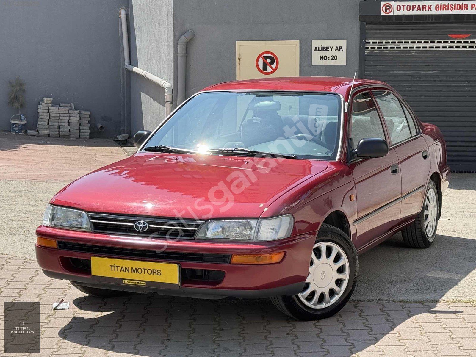 TİTAN MOTORS FULL RESTORASYONLU SIFIR KONDİSYONLU 1.6 COROLLA