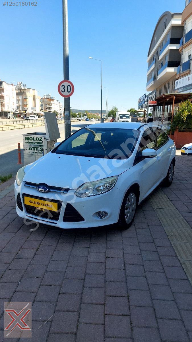2012 FORD FOCUS 1.6 TDCI TREND