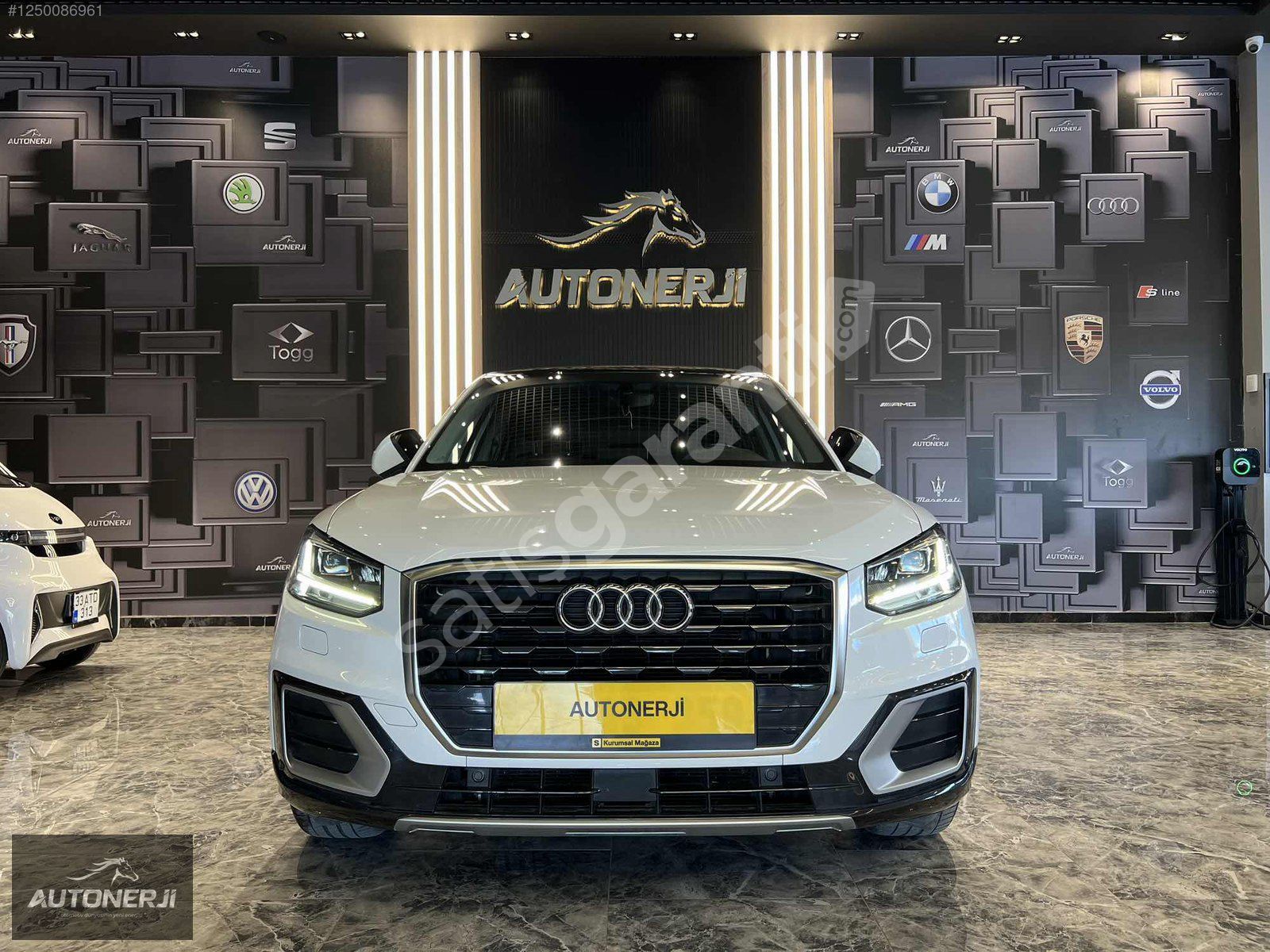 AUTONERJİDEN 2020 AUDİ Q2 30TDI DESİGN PANORAMİK CAMTAVAN+BOYASZ