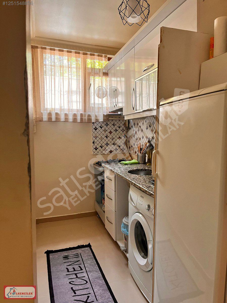 HALKALI GÜLTEPEDE SATILIK 1+1 TEMİZ DAİRE