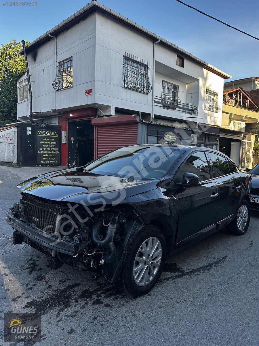 RENAULT FLUENCE 1.6 DCİ 130HP İCON ÇITIR HASARLI