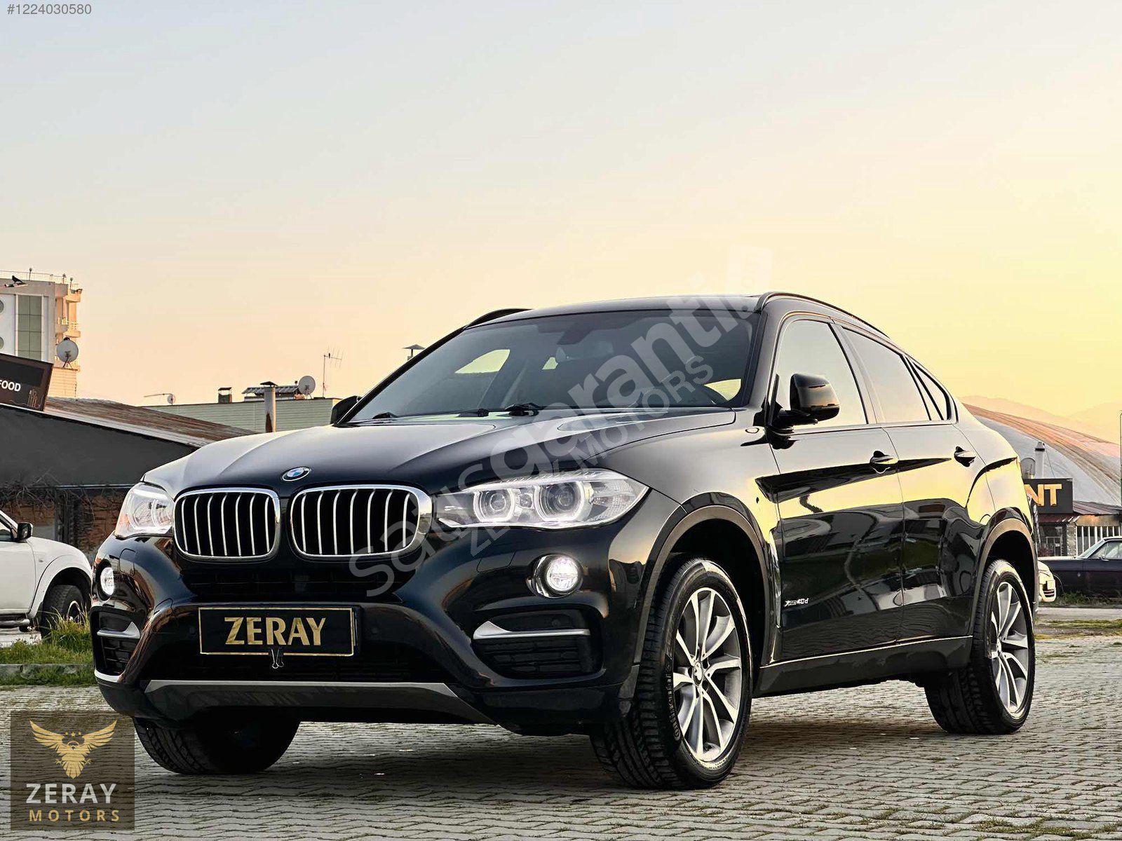 ZERAY'dan BMW X6 40d BAYİ BOYASIZ+VAKUM+NAVİ+ELKBAGAJ+NBT