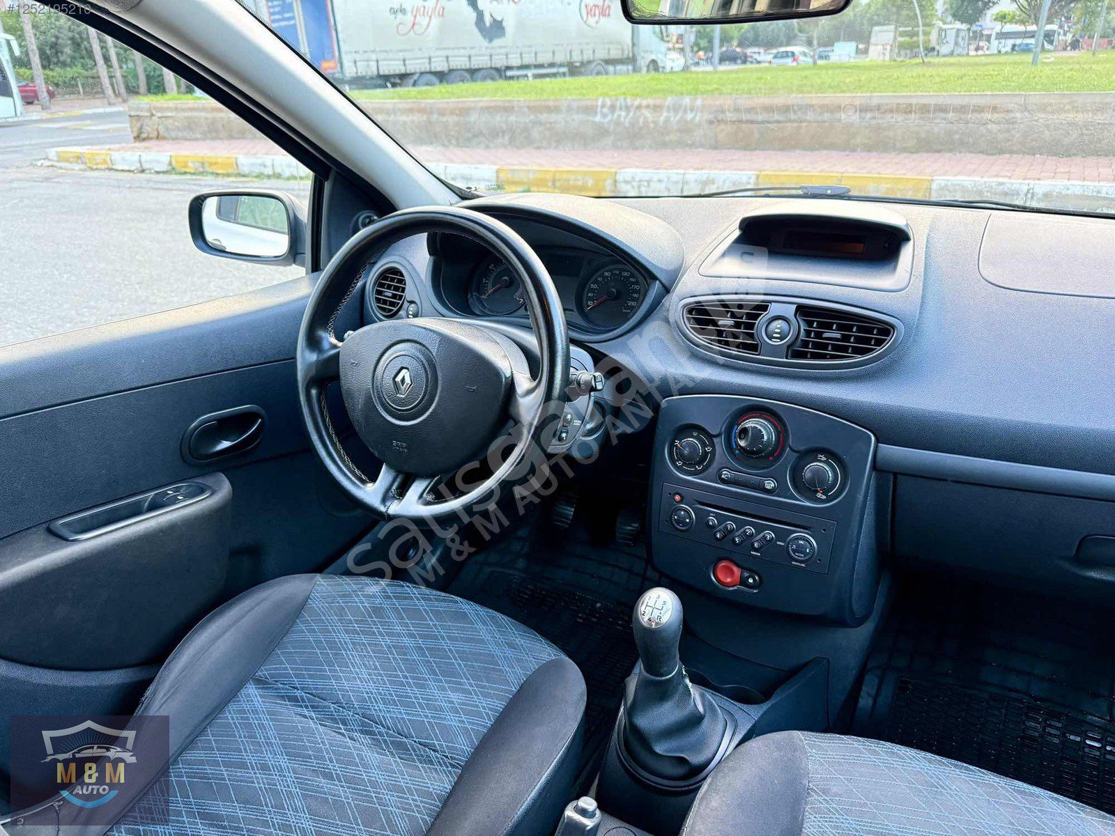 M & M Auto'dan Clio 3 Hatasız Ayarında K.K 12 taksit