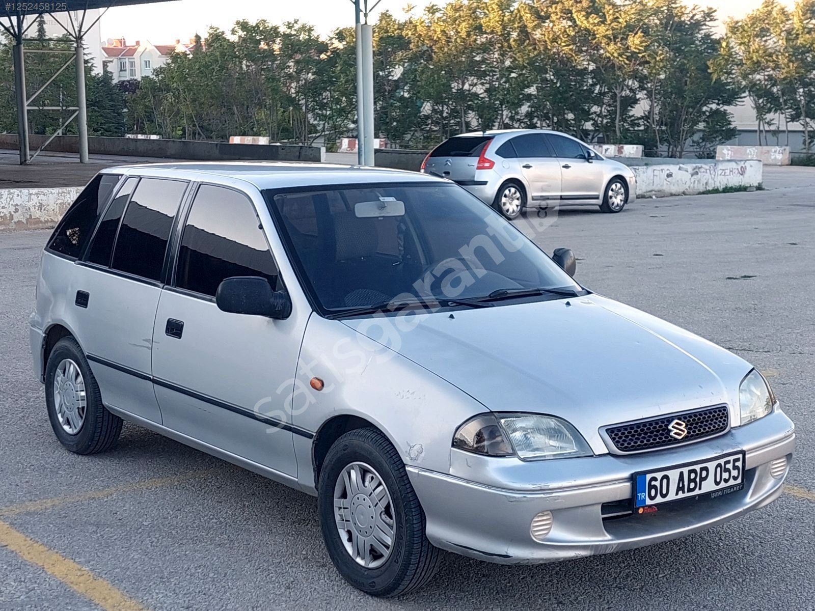 2001 model Suzuki masrafsız temiz araç