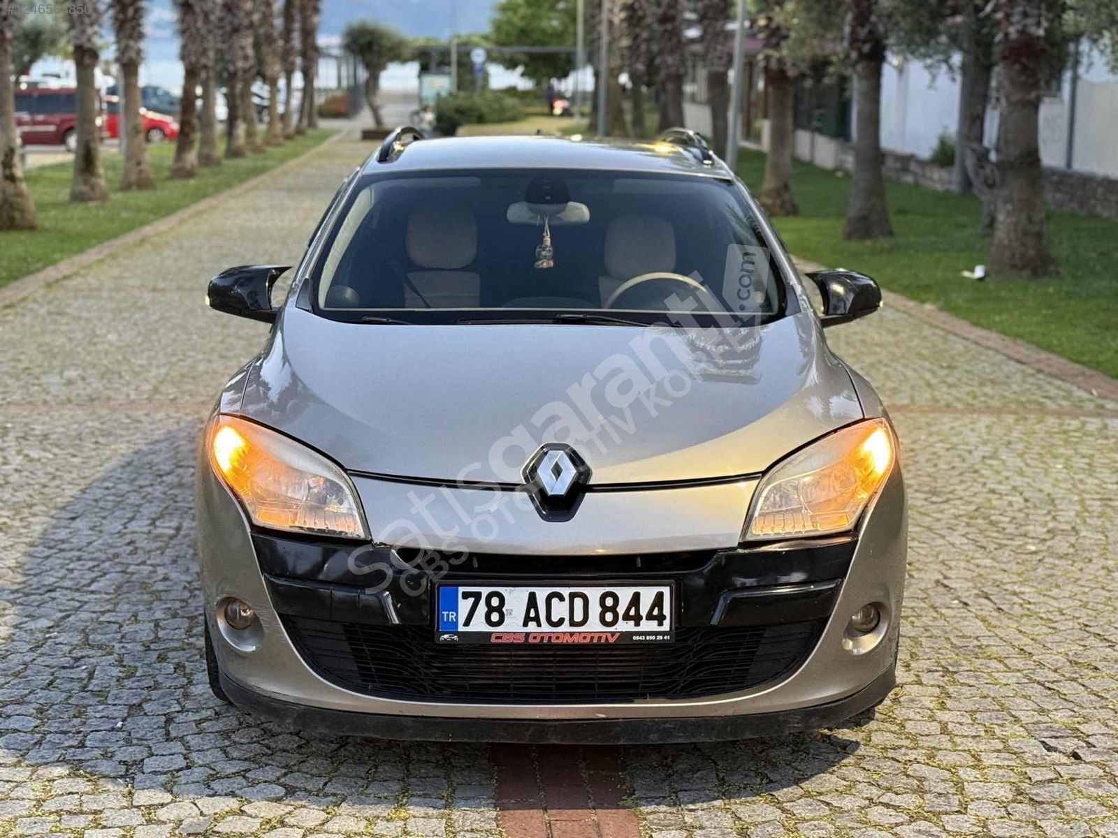 2010Megan3 SIFIR MOTOR SIFIR MUAYENE ÇOK TEMİZ UYGUN FİYAT