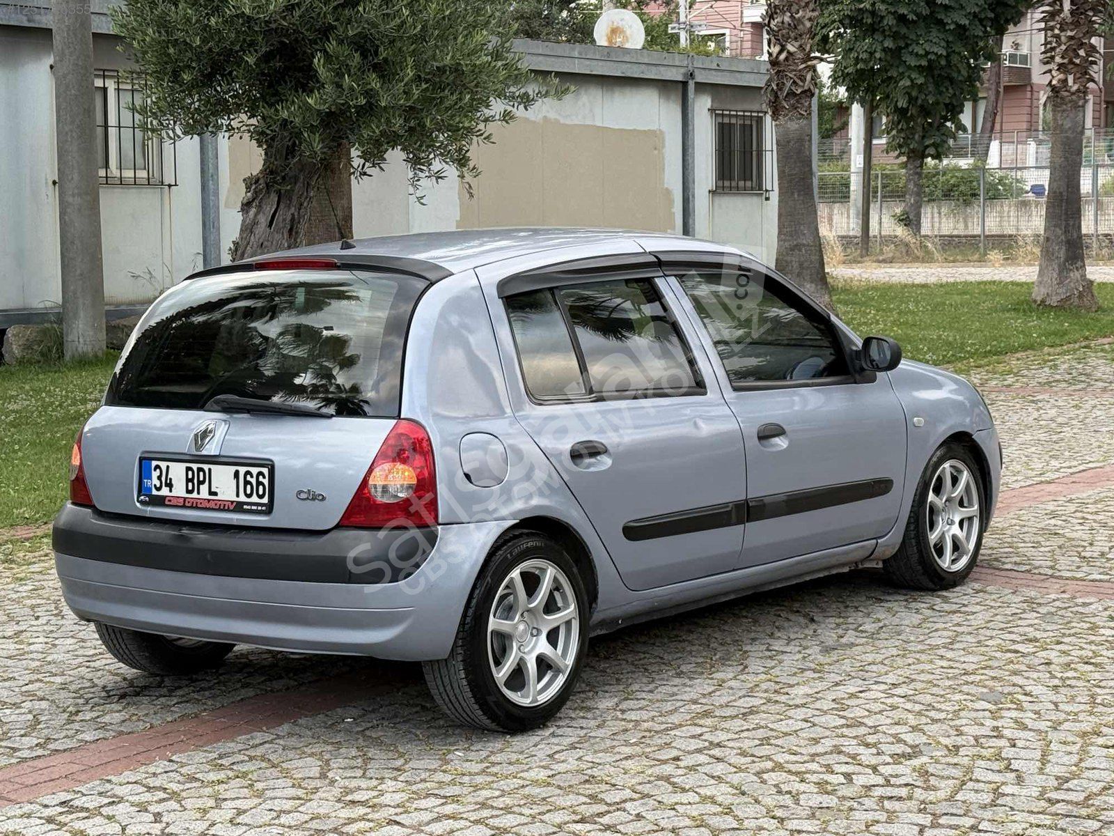 2005 MODEL 1.5 DİZEL YAKIT CİMRİSİ BAKIMLAR YENİ CLİO TAKAS OLUR