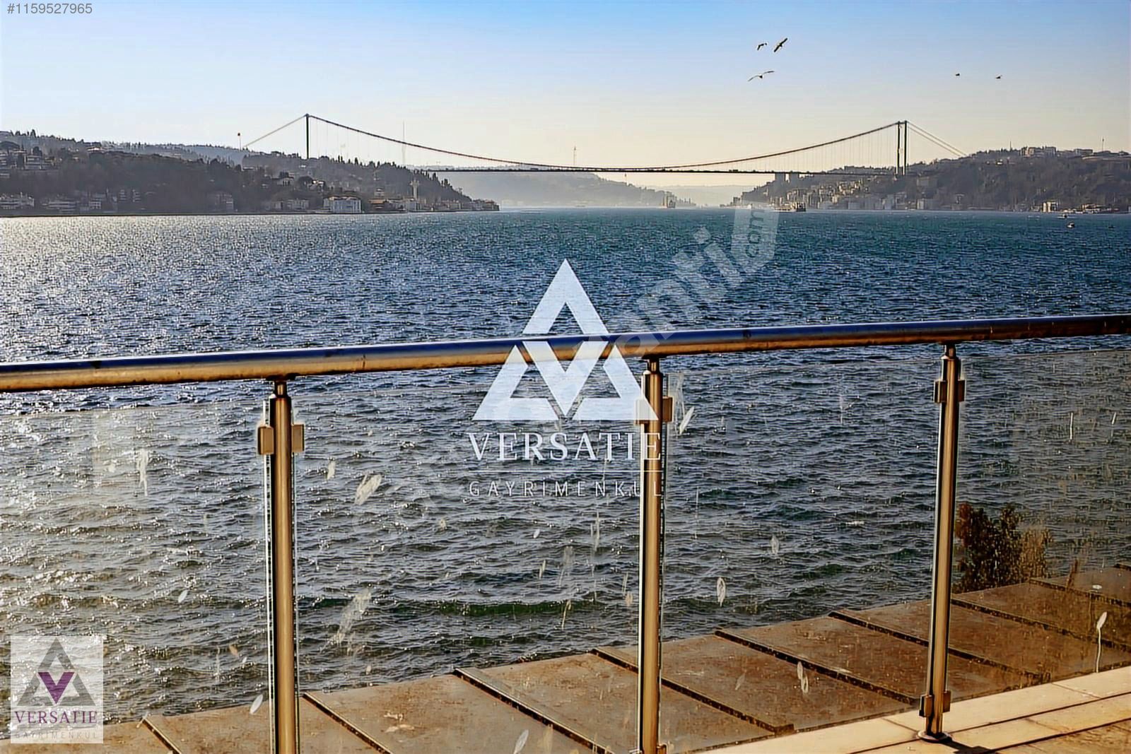 YENİKÖY'DE SATILIK MUHTEŞEM RIHTIMLI YALI