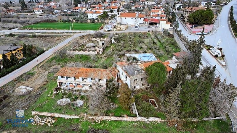 Denizli Pamukkale'de Bulvar Cepheli 8644 M2 İMARLI TİCARİ ARSA