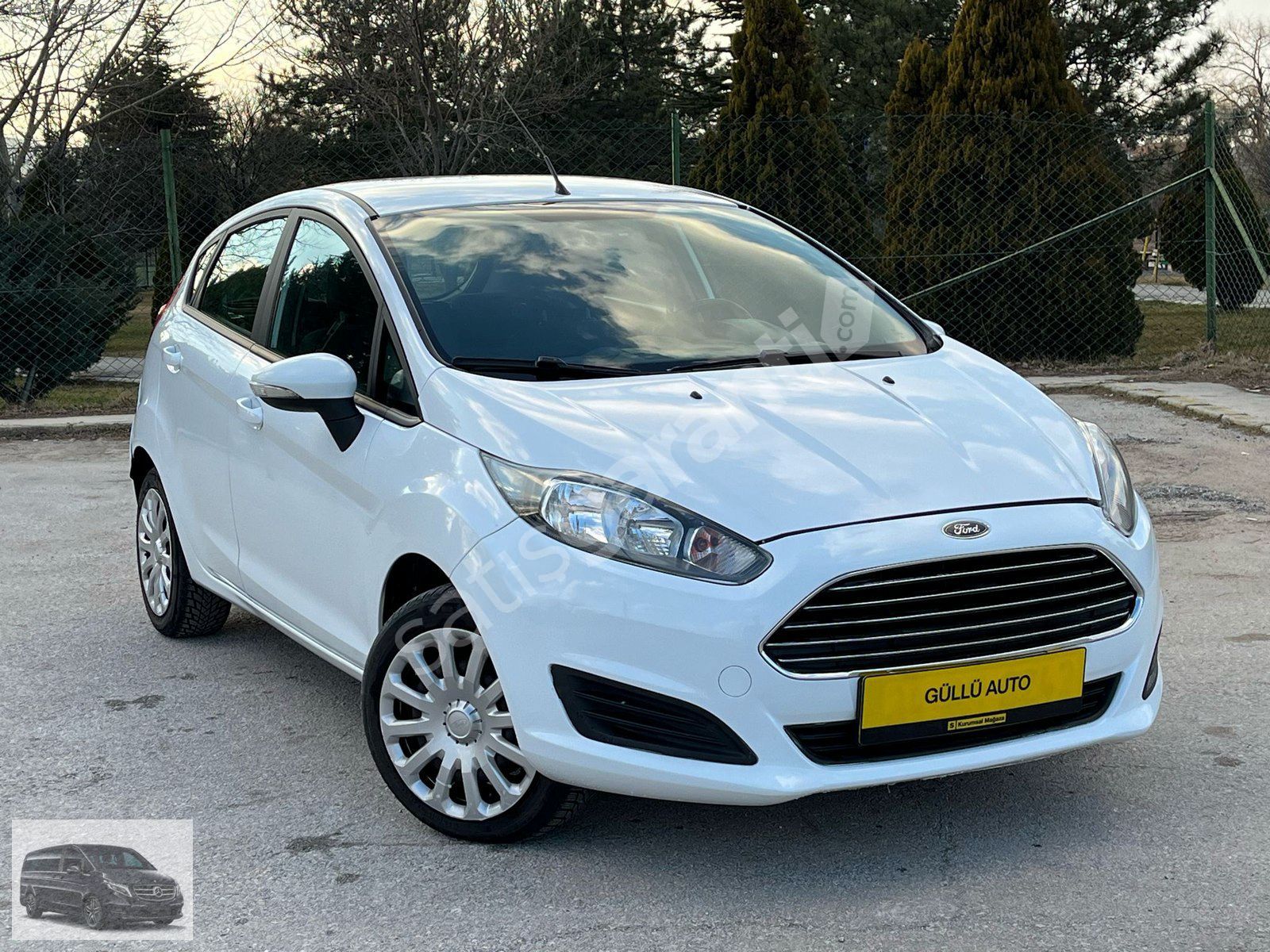 GÜLLÜ OTO'DAN 2016 FİESTA 1.5 TDCİ KREDİ VE KARTA TAKSİT İMKANI