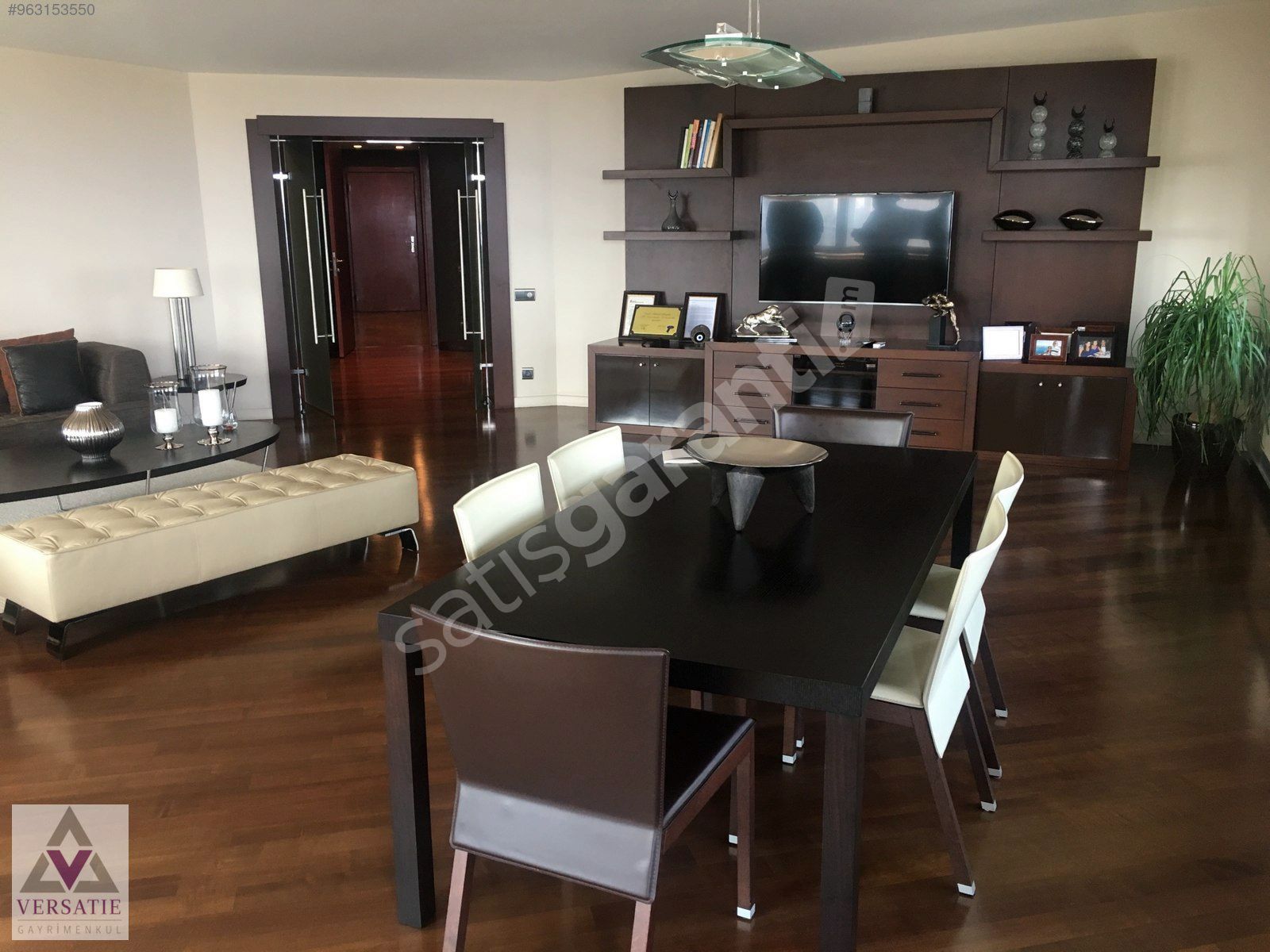 Akmerkez Residence Satılık Boğaz Manzaralı 236 m2 Şık Daire