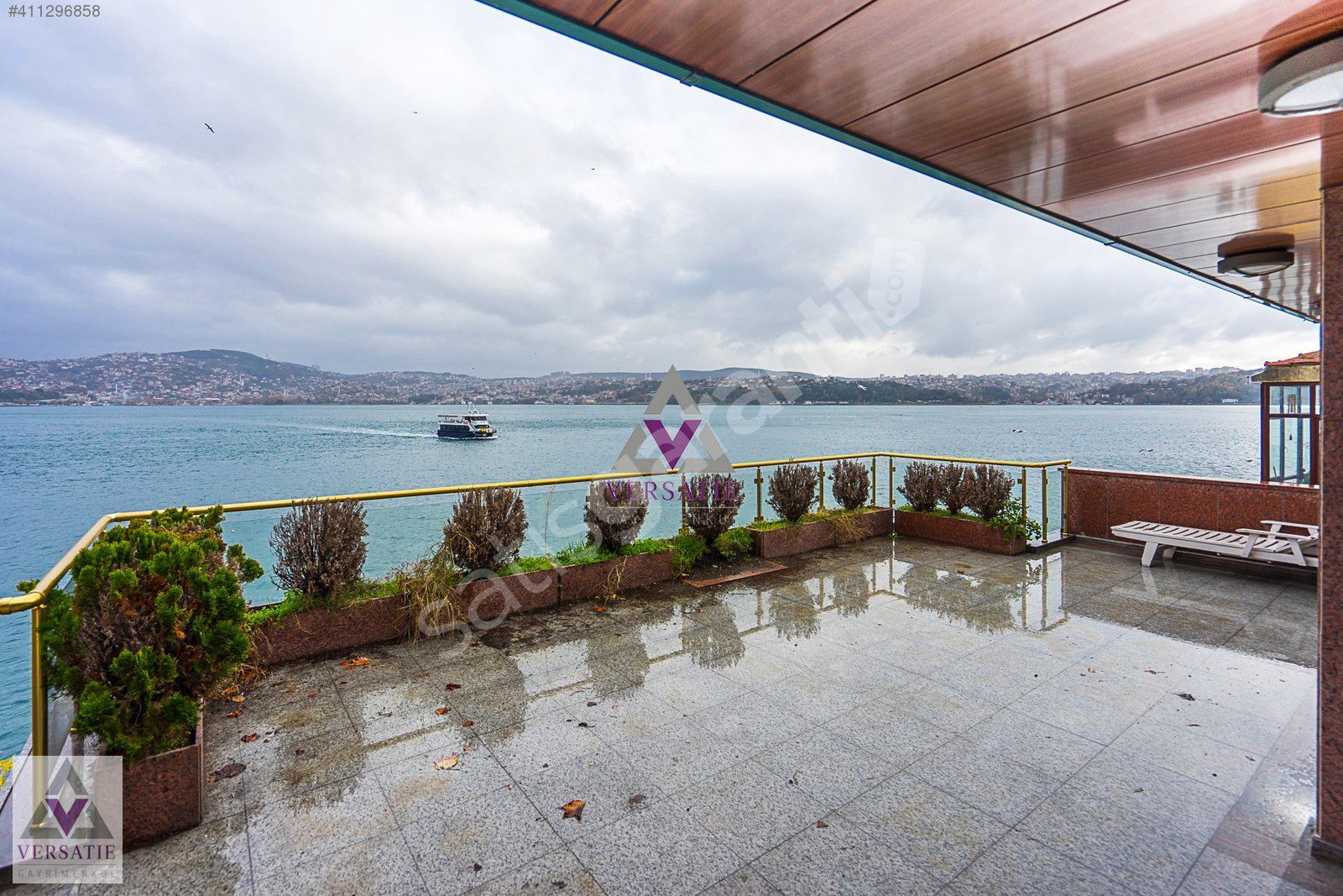 YENİKÖY YALI SATILIK OTOPARKLI 10 METRE RIHTIMLI ASANSÖRLÜ