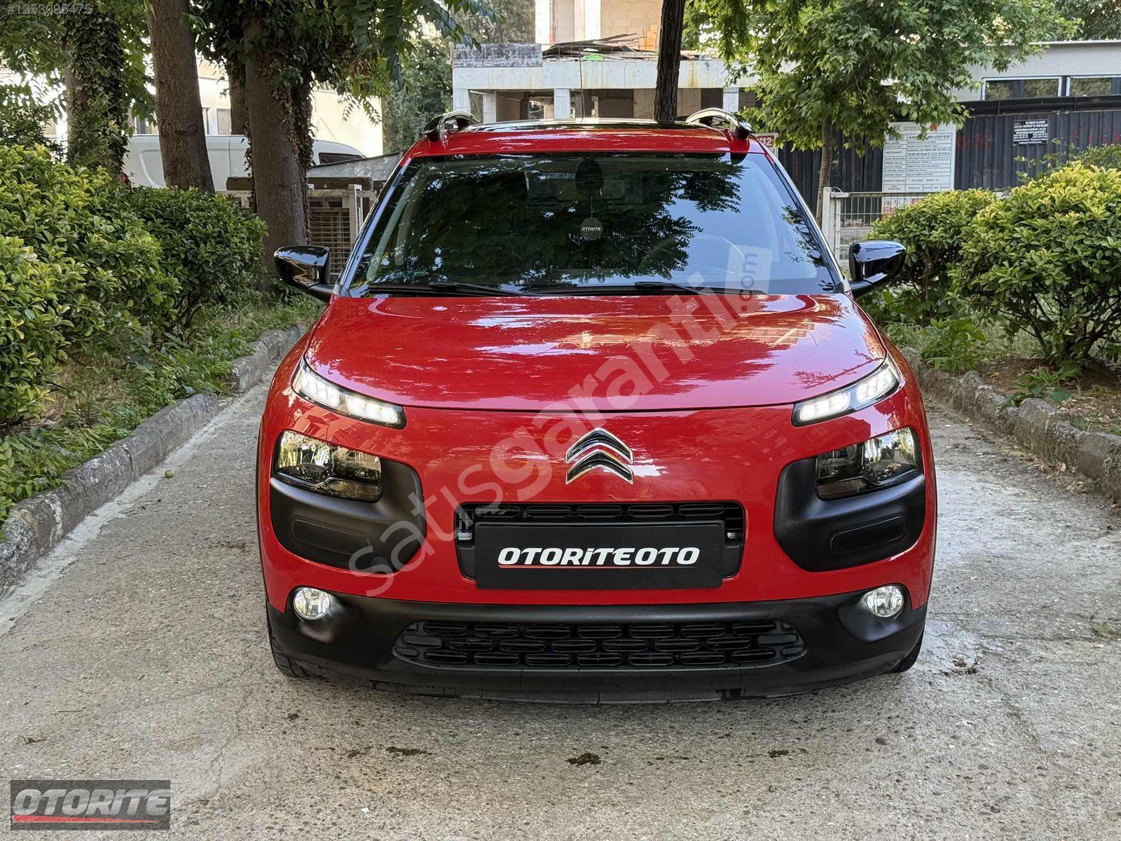 OTORİTE'DEN 2016 C4 CACTUS 1.6e-HDİ SHINE OTOMATİK CAM TAVAN.