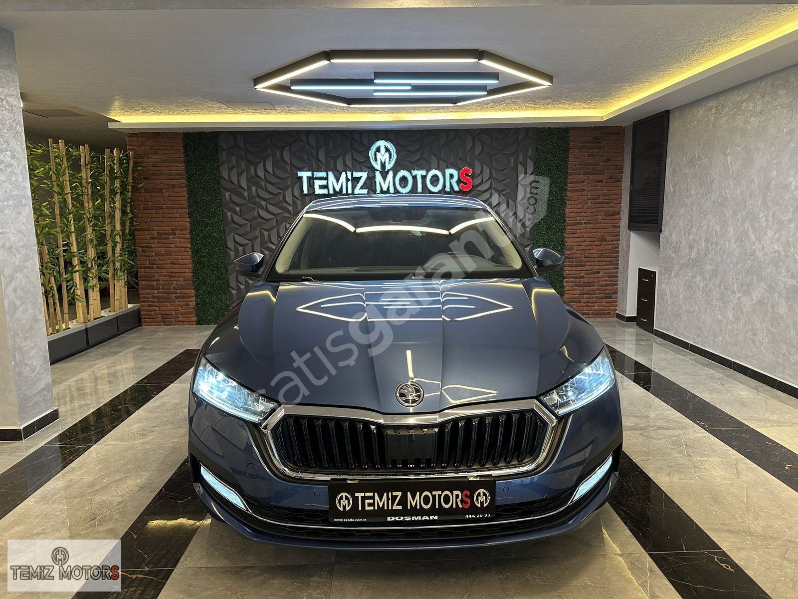 TEMİZ MOTORS'DAN 2021 BOYASIZ OCTAVİA 1.5 E-TEC PREMİUM 76000 KM