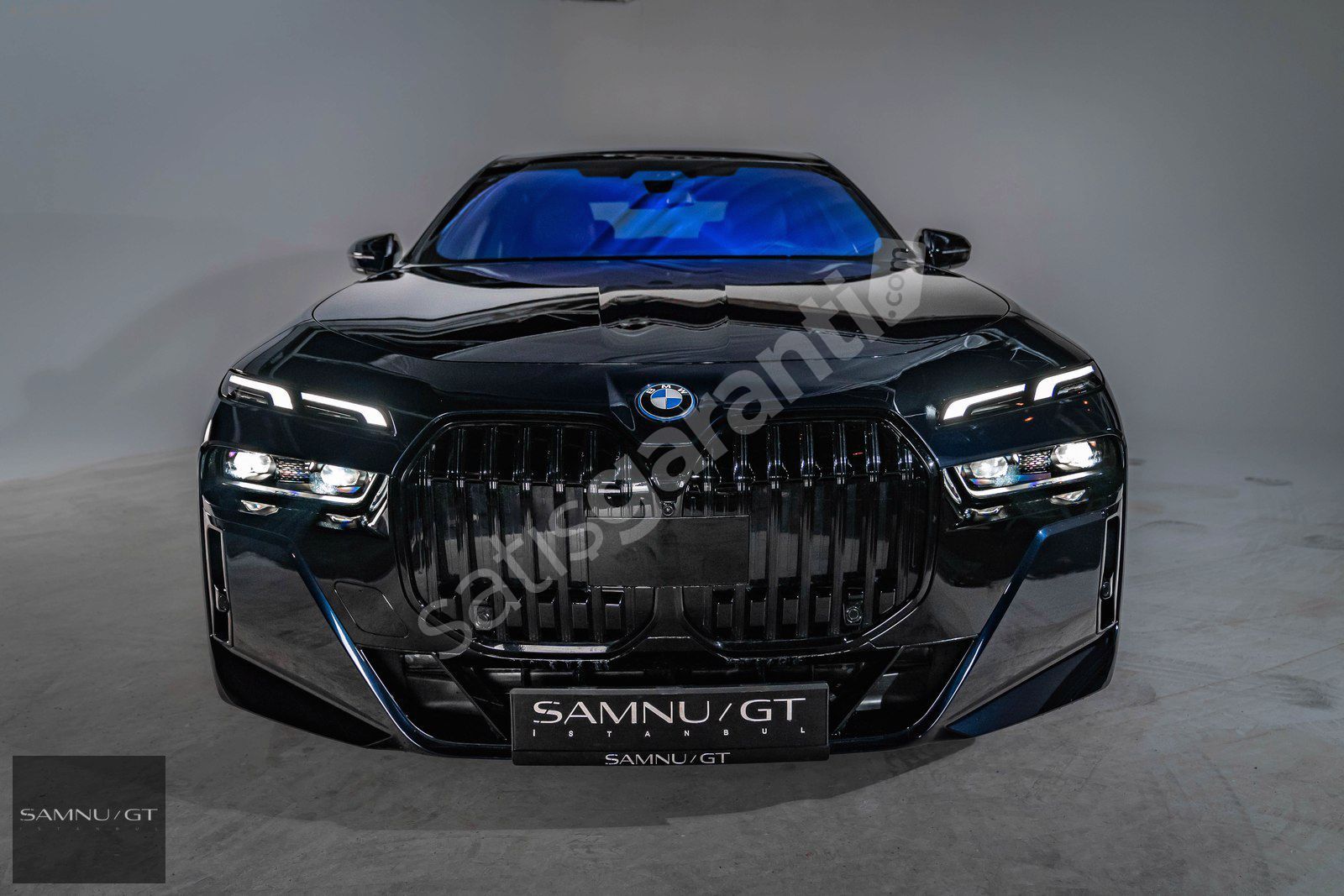 ŞAMNU/GT'DEN BMW İ7 xDRIVE 60M EXCELLENCE THEATRE-AKS-SWAROWSKI