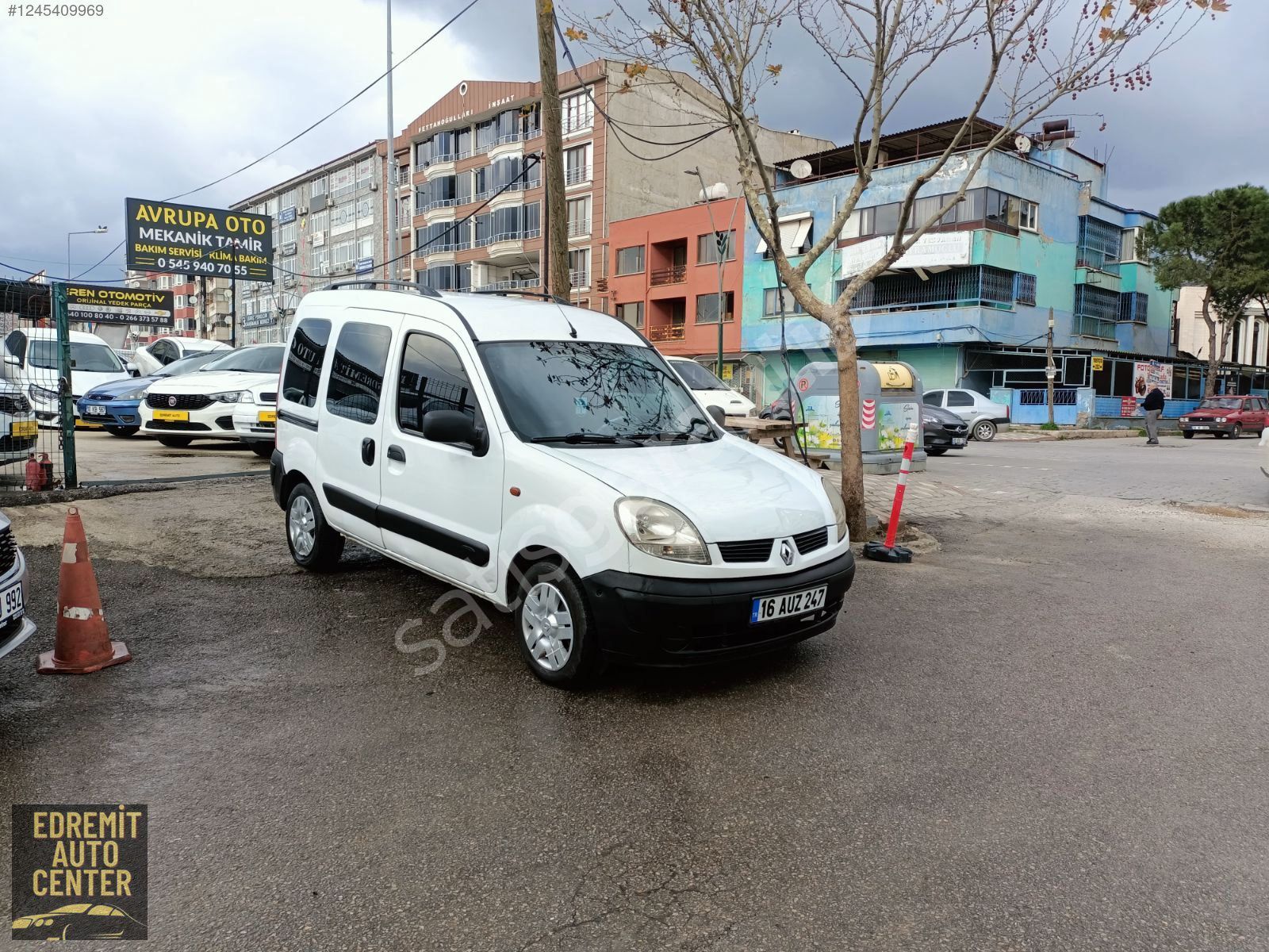 EDREMİT AUTOCENTERDAN 2005 KANGOO 1.5 DCİ KARTA 12 TAKSİT