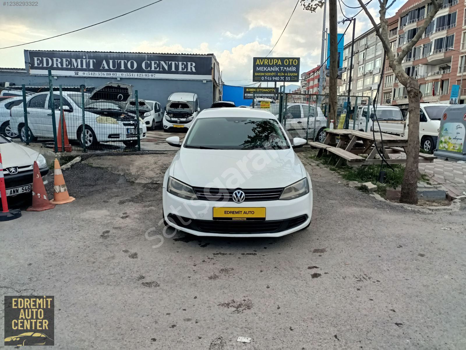 EDREMİT AUTOCENTERDN 2012 VW JETTA 1.6TDİ TREND DSG KARTA12TAKST