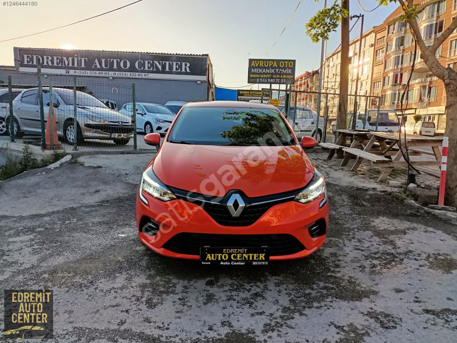 EDREMİT AUTOCENTERDAN HATASIZ 2020 1.0TCE TOUCH 89KM K.K.12TAKST