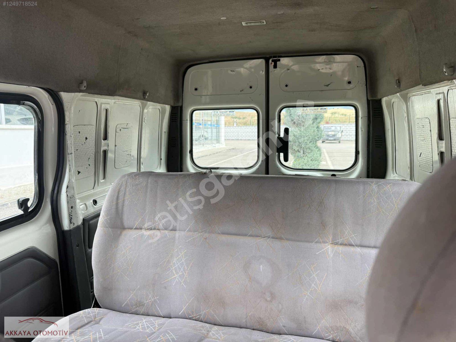 ALİ AKKAYA otomotiv de 330 kombi 5 kişilik hatasız