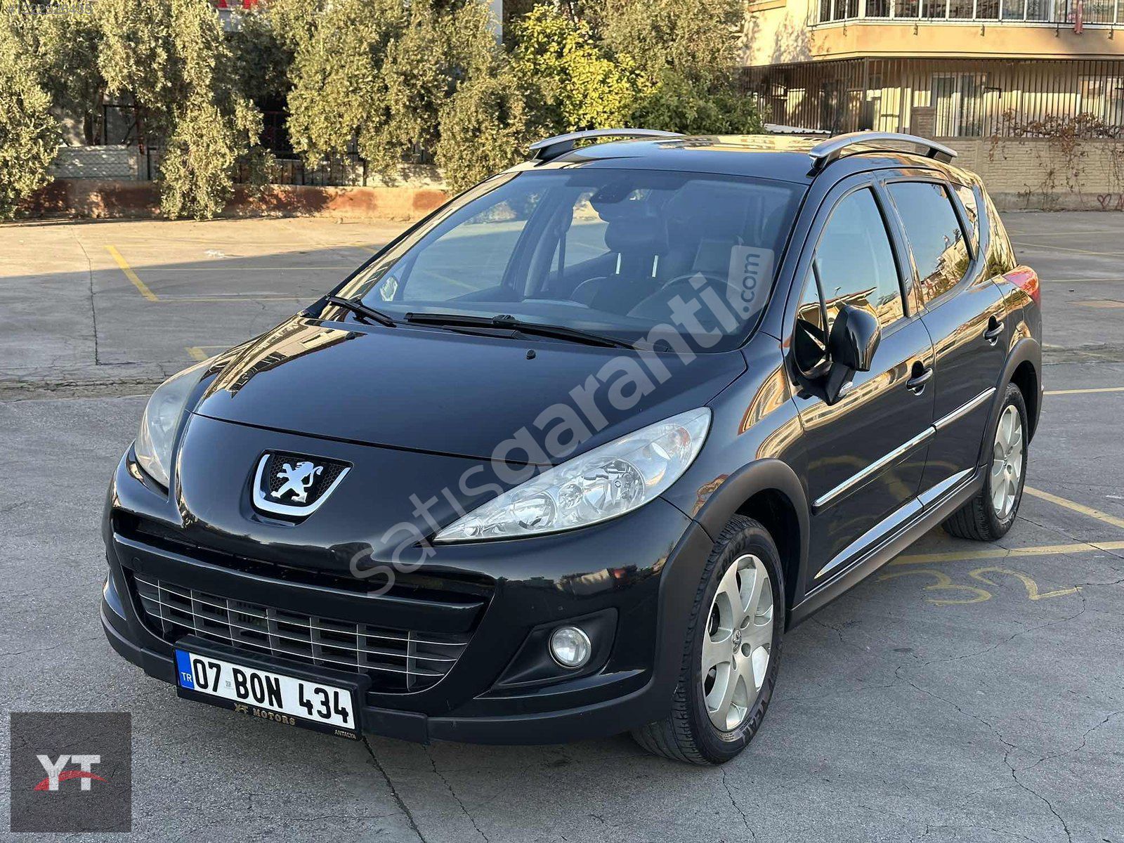YT MOTORS'TAN HATASIZ 2012 PEUGEOT 207 1.6HDI C.TAVAN K.K.TAKSİT