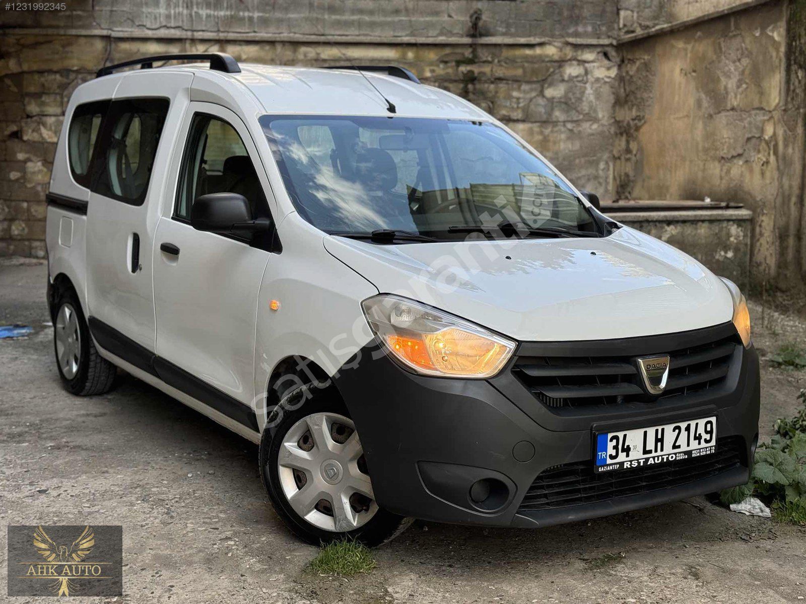 AHK AUTO'DAN 2014 MODEL DACİA DOKKER 1.5 DCI !