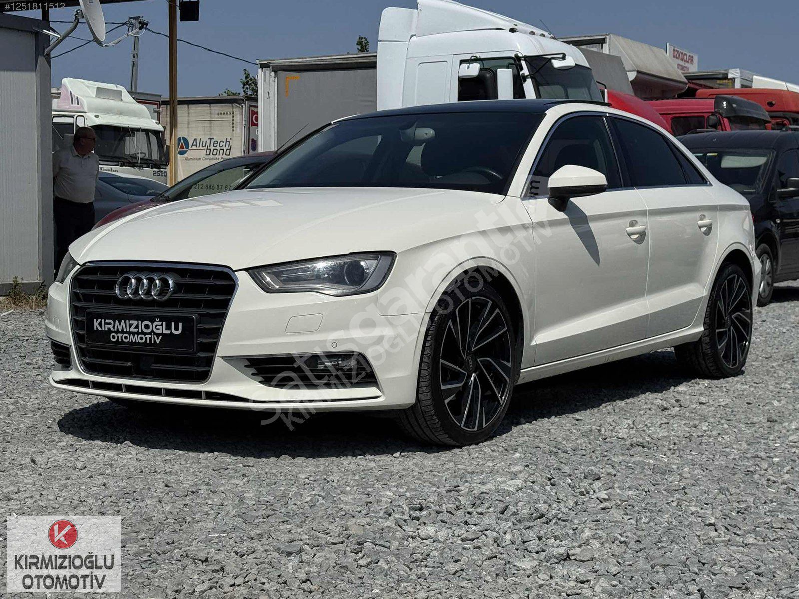 AUDİ A3 SEDAN 1.6 TDI CAM TAVAN S-TRONİC-2014 MODEL %1.99 KREDİ