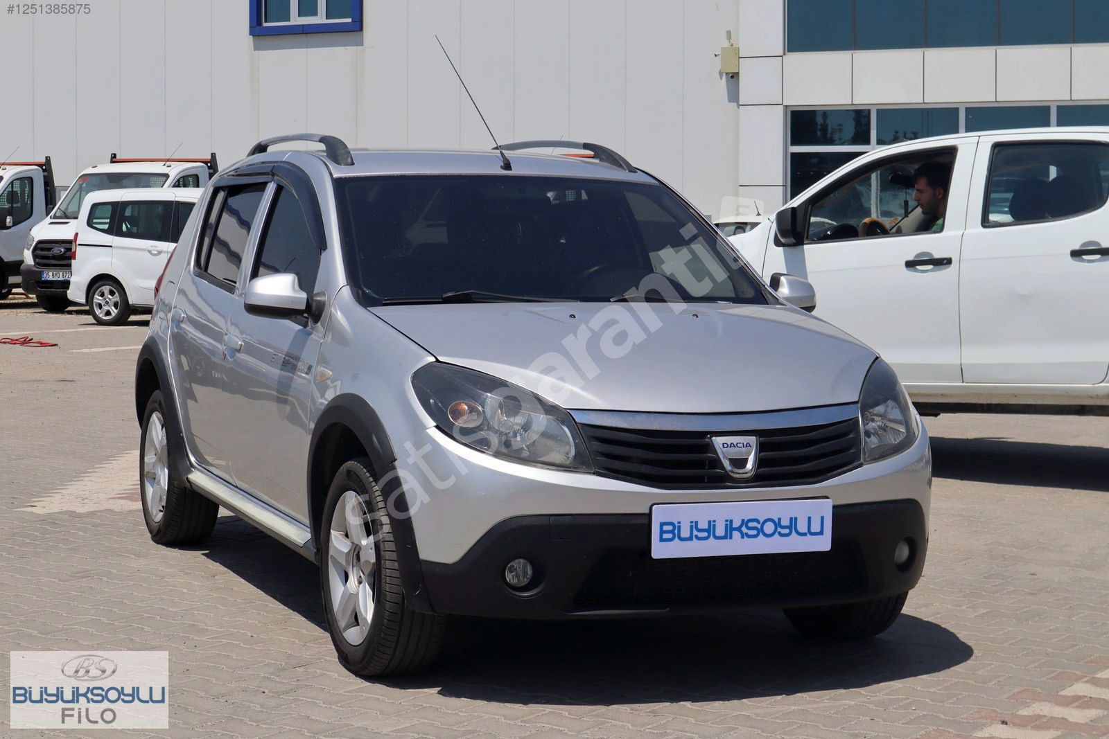 BÜYÜKSOYLU FİLO/2011 MODEL DACİA SANDERO STEPWAY 1.5 DCI