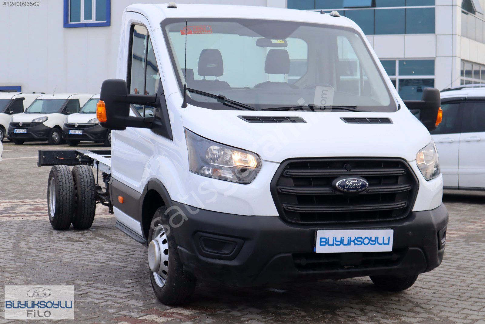 BÜYÜKSOYLU FİLO/2021 MODEL FORD TRANSIT 350 ED ŞASE KAMYONET