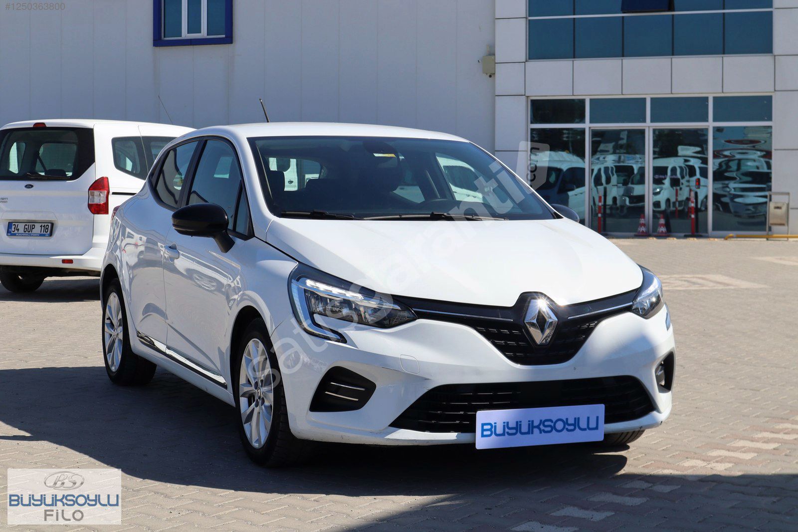 BÜYÜKSOYLU FİLO/2022 MODEL RENAULT CLİO 1.0 TCE TOUCH X-TRONİC