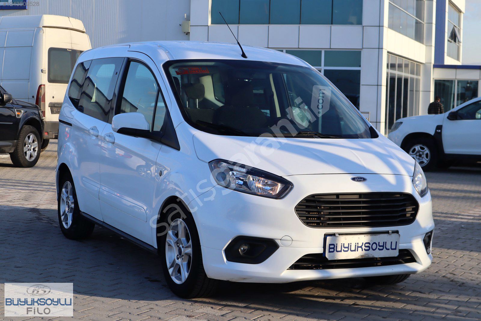 BÜYÜKSOYLU FİLO/2021 MODEL FORD TOURNEO COURİER 1.5 TDCİ DELUXE