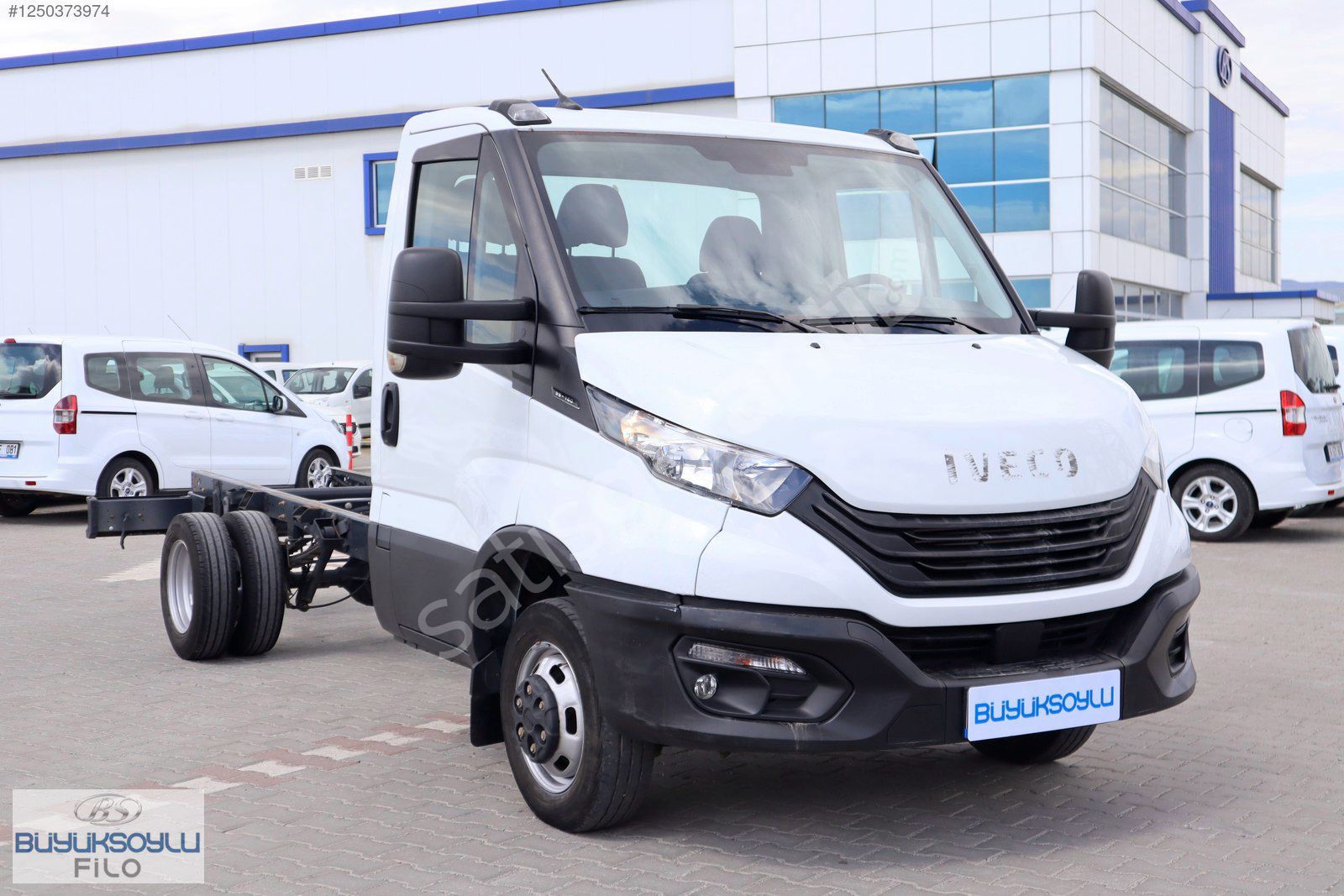 BÜYÜKSOYLU FİLO/2022 MODEL İVECO DAİLY 35 C 16 ŞASE KAMYONET