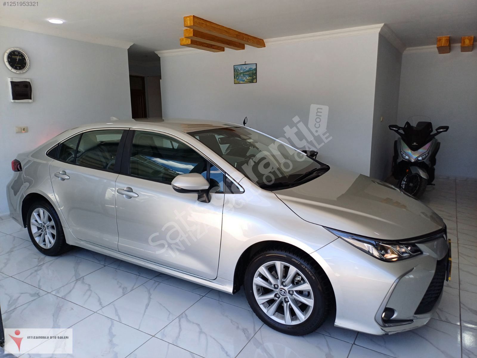 2024 MODEL TOYOTA COROLLA 1.5 DREAM GÜVENLİK PAKET BOYASIZ