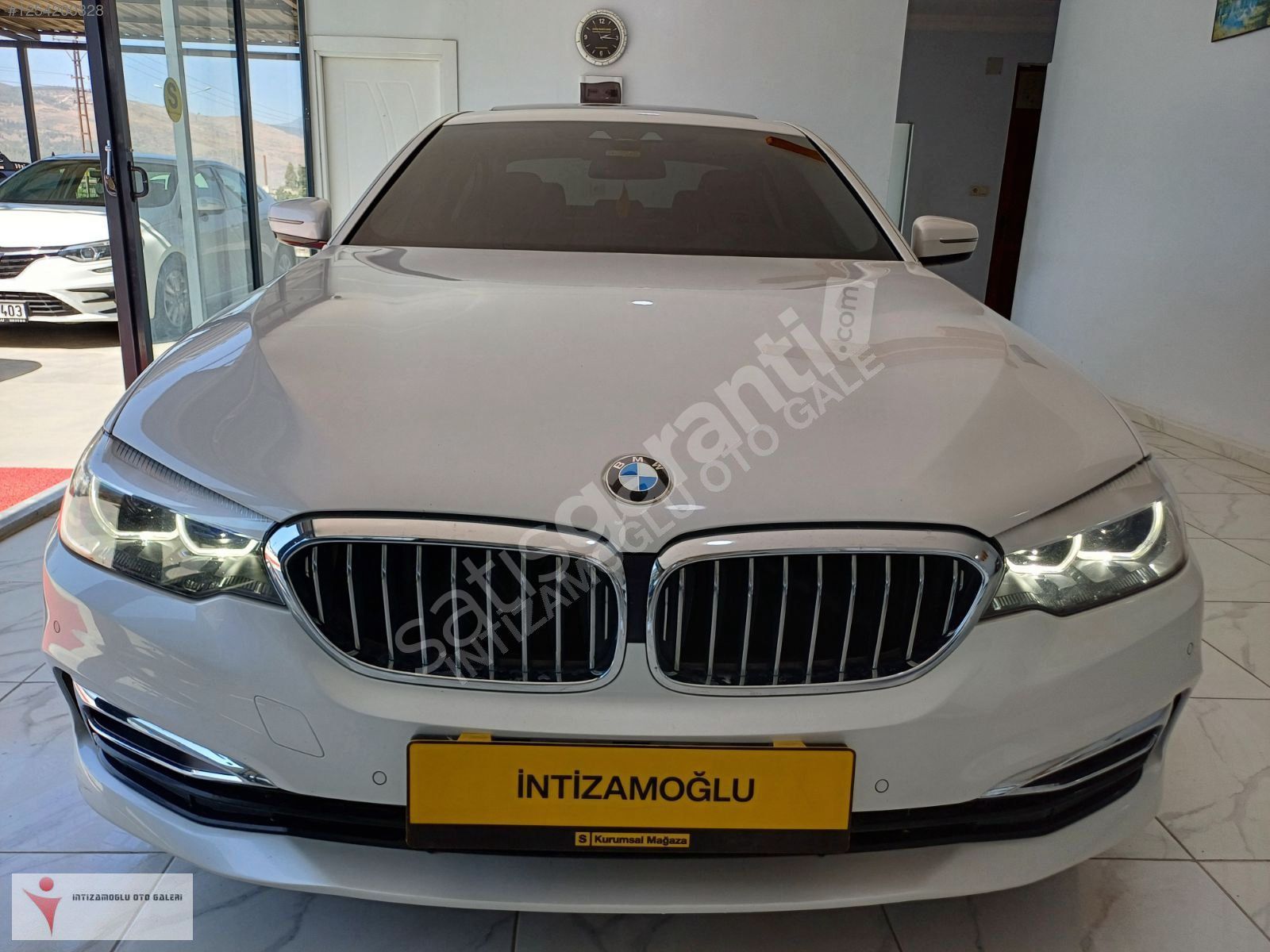 2019 MODEL BMW 5.20İ LUXURY LİNE OTOMATİK BOYASIZ 84.000 KM