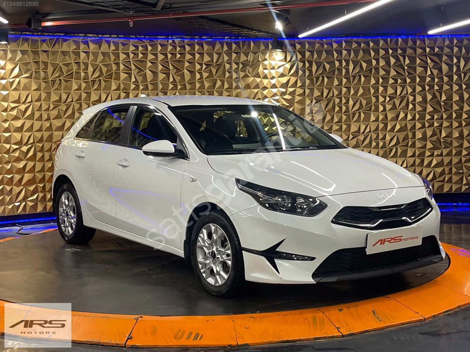 ARS MOTORS 2022 KIA CEED 1.6 CRDI COOL + CARPLAY+GERİ GÖRÜŞ