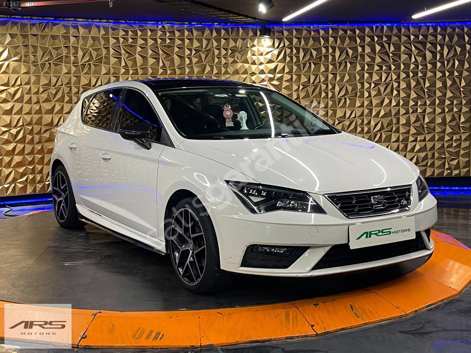 ARS MOTORS 2017 SEAT LEON 1.6 TDI STYLE+SUNROOF+GERİ GÖRÜŞ