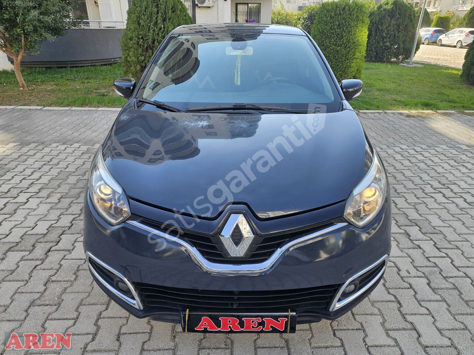 2015 MODEL RENAULT CAPTUR 1.2 TCE ICON EDC