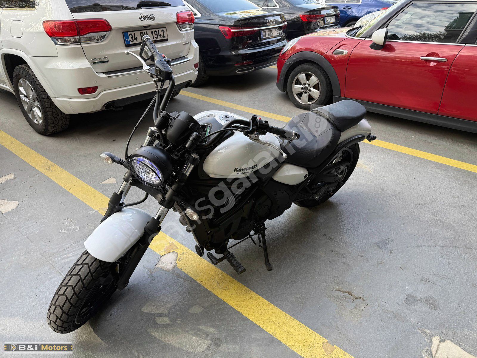 Bİ MOTORS'TAN KAWASAKİ VULCAN S ORJİNAL HATASIZ
