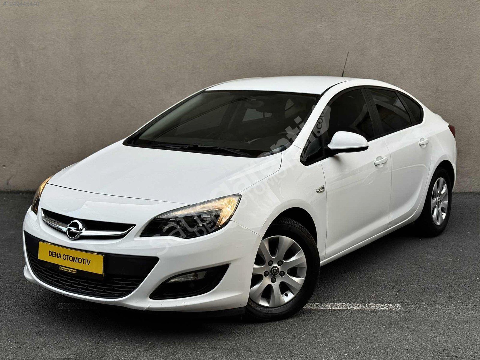 DEHA'DAN 2018 OPEL ASTRA 1.6 CDTİ DESİNG OTOMATİK SEDAN