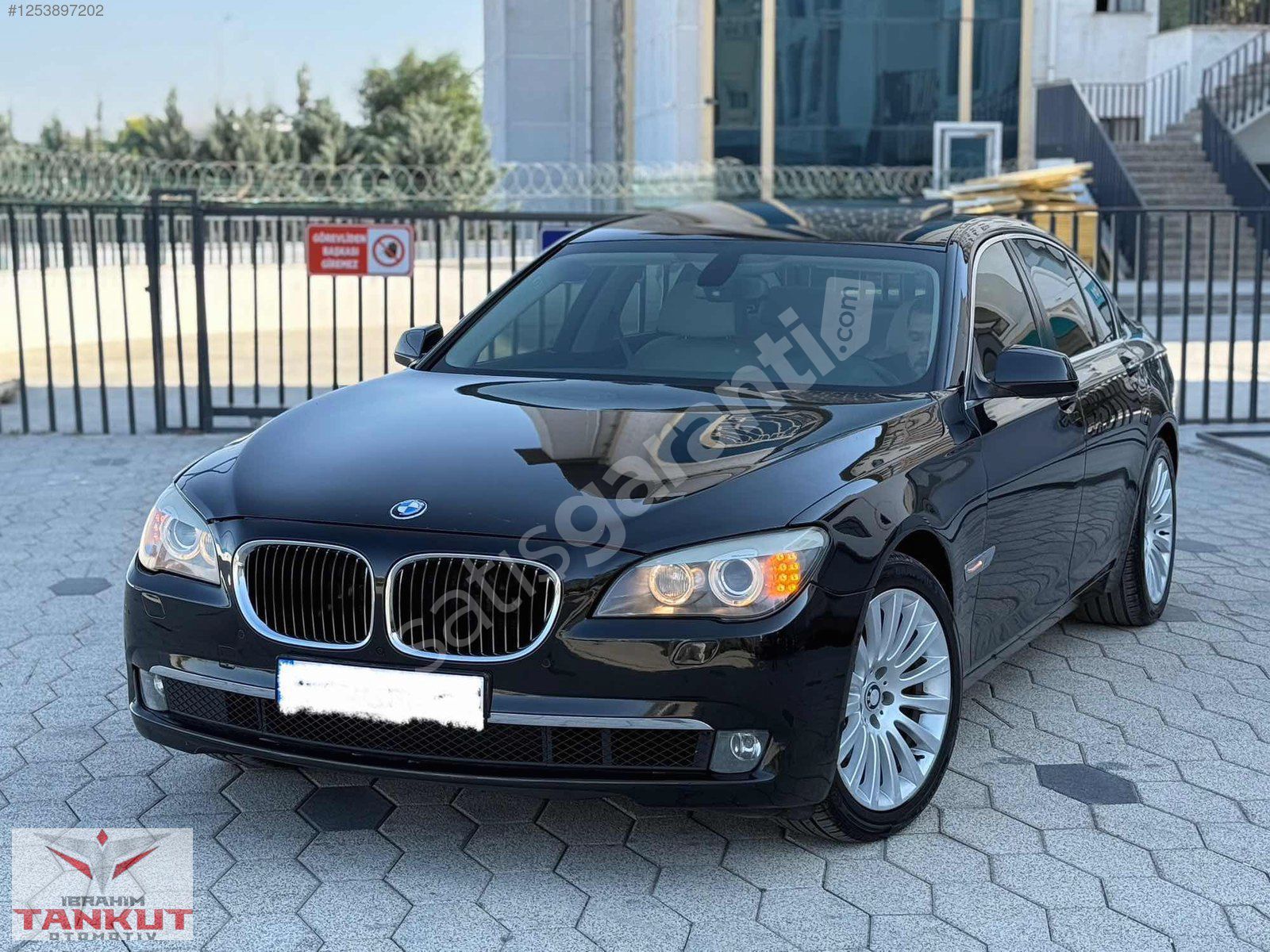 İBRAHİM TANKUT OTOMOTİV'den 2009 BMW 730d BAYİİ
